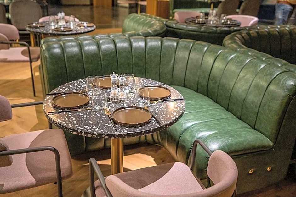 The House Hotel Al Khiran