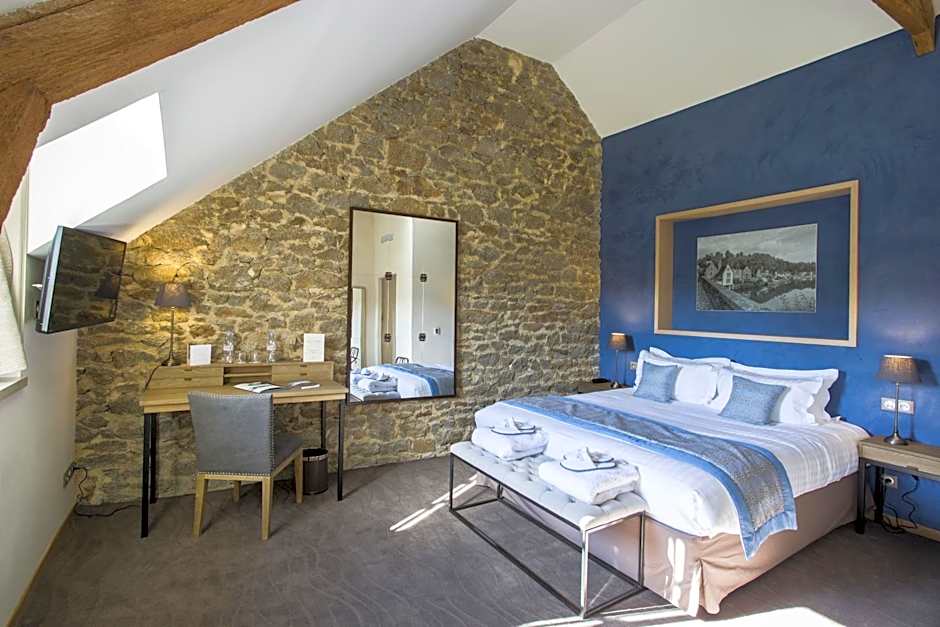 Hotel de L'Abbaye Le Tronchet - Handwritten Collection