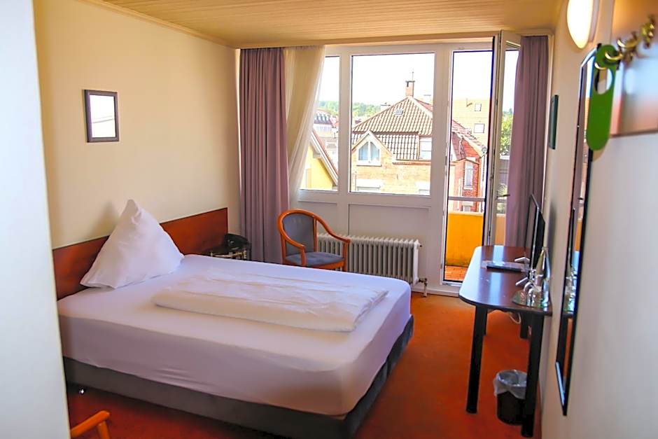 Hotel Alpha