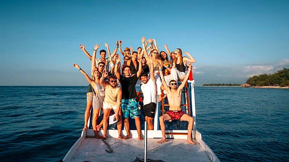 Atlas Gili Party Hostel