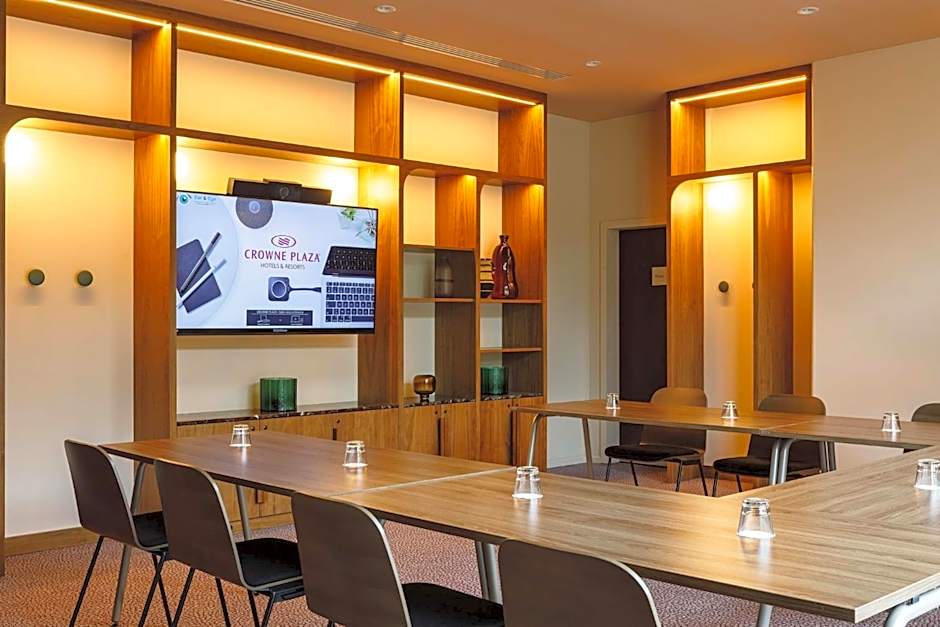 Crowne Plaza Lyon  Cite Internationale By IHG