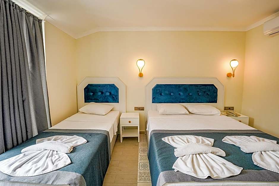 Blue Pearl Hotel Villas