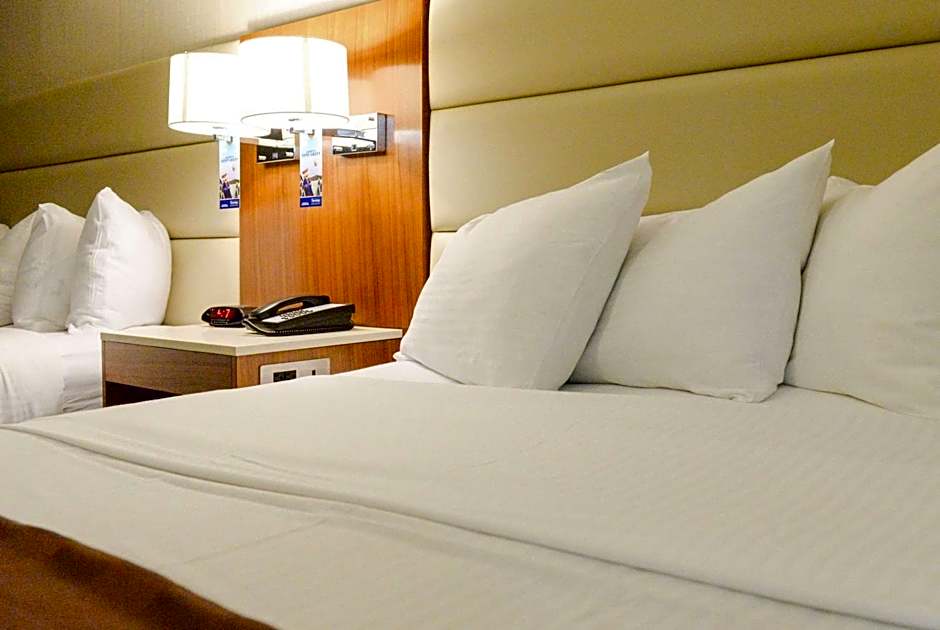 Travelodge by Wyndham Culver City