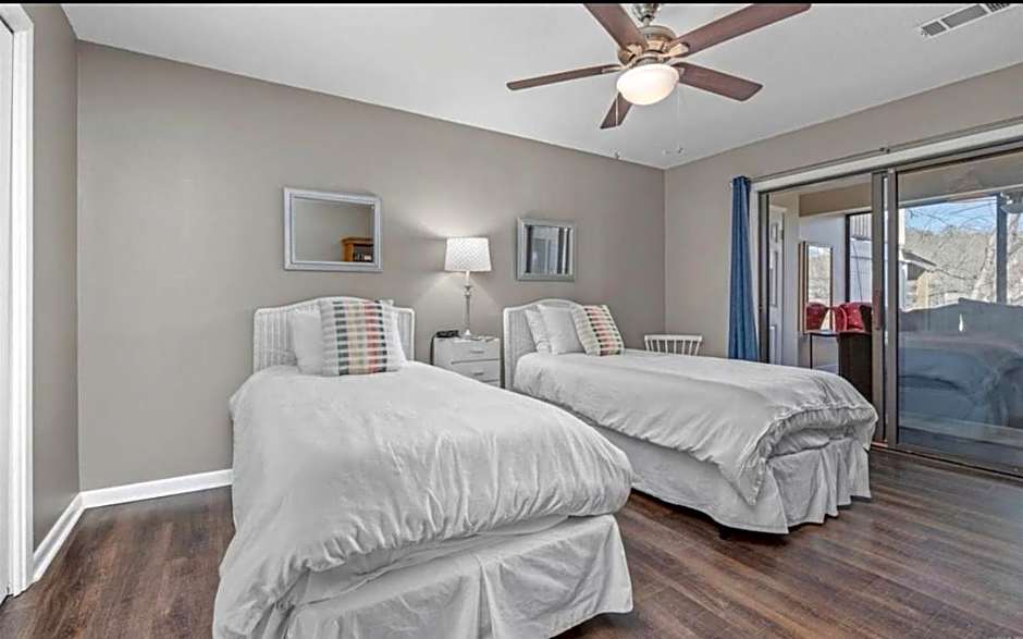 Hot Springs Village Hideaway