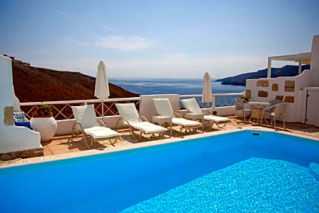 Tholaria Boutique Hotel