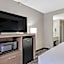 Clarion Pointe Near Erie Casino