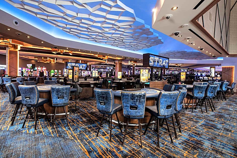 The STRAT Hotel, Casino & Tower