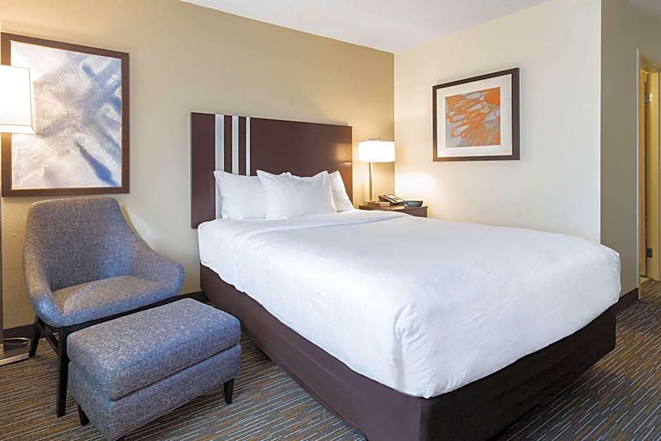 Wingate by Wyndham Gurnee