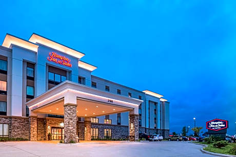 Hampton Inn By Hilton & Suites Ames, IA