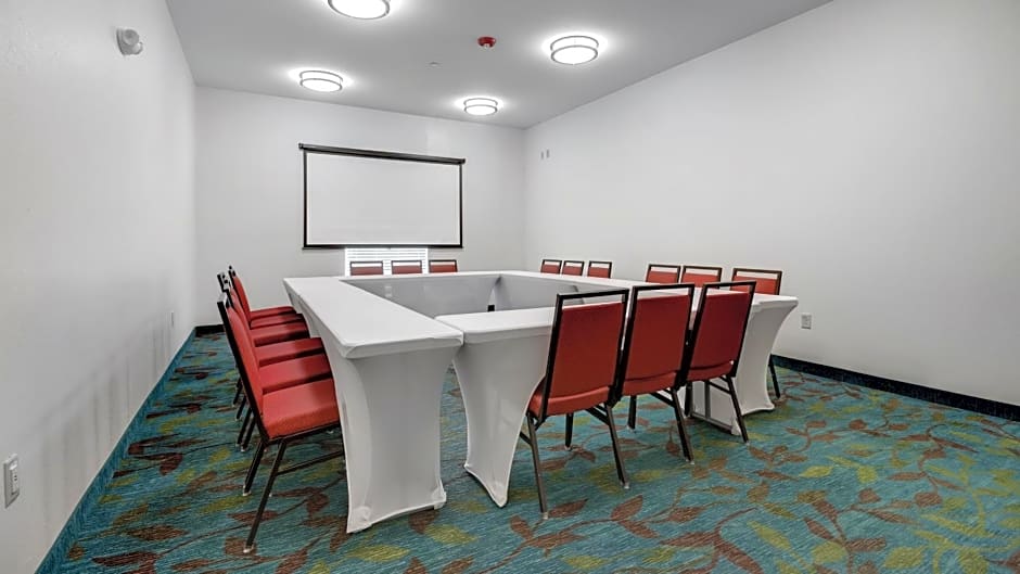 Candlewood Suites Waco By IHG