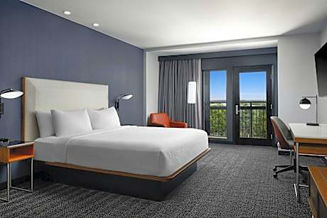 1 Bedroom Presidential Suite, 1 King, Balcony