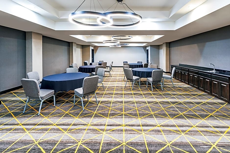 Holiday Inn & Suites Stillwater-University West By IHG