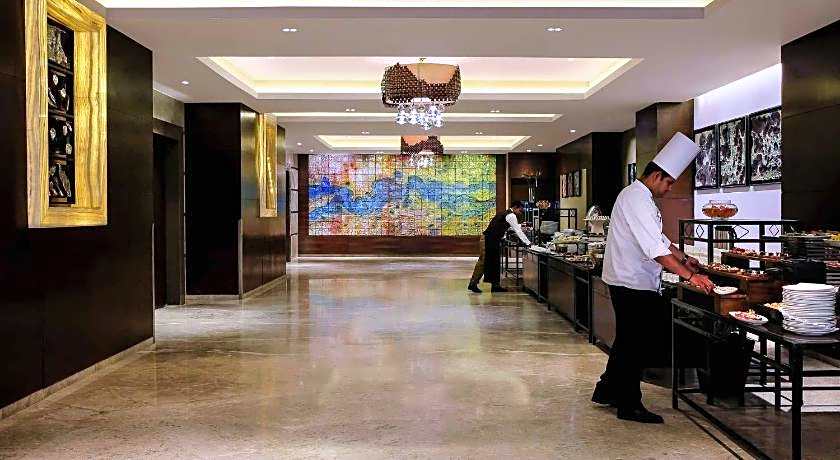 Grand Mercure Vadodara Surya Palace