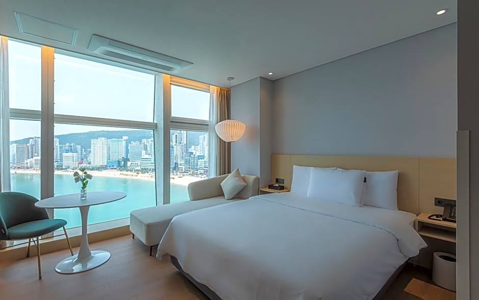 Hotel Marine View