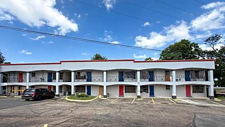 Studio 6 Suites Belton, TX