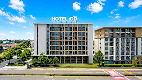 Rangsit Residence & Hotel by HOTEL DD