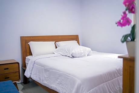 Amazing 3 Bedroom villa with swimming pool close to the beach