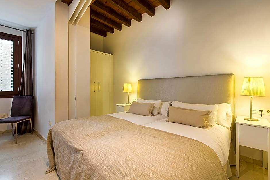 Elvira Suites