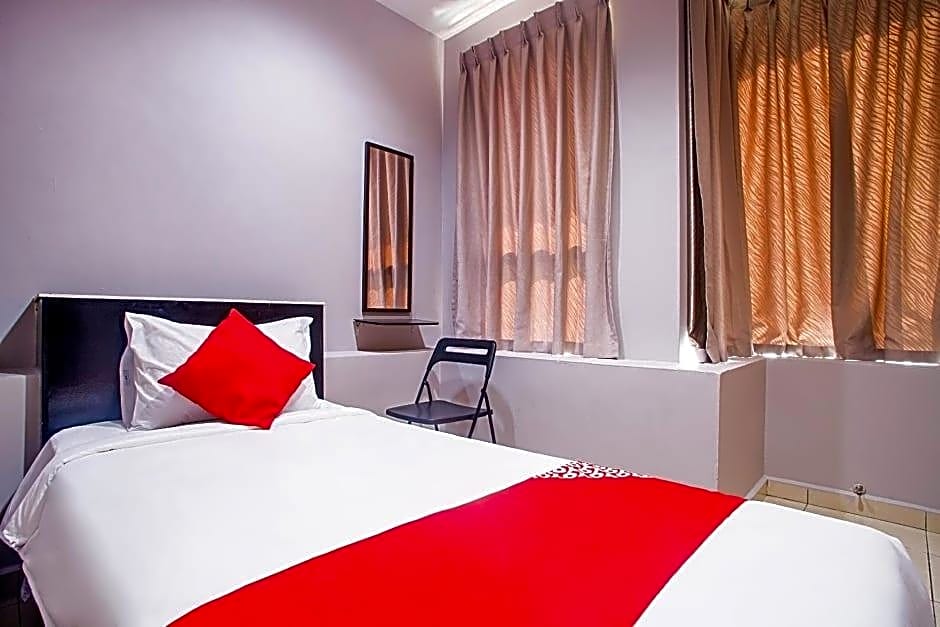 Super OYO 44097 Avatarr Hotel