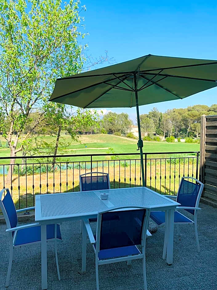 Les Maisons du Golf de la Cabre d'Or by Ateya Vacances