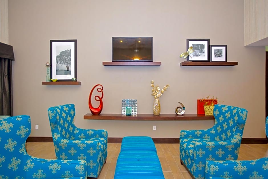 Hampton Inn and Suites Adairsville/Calhoun Area