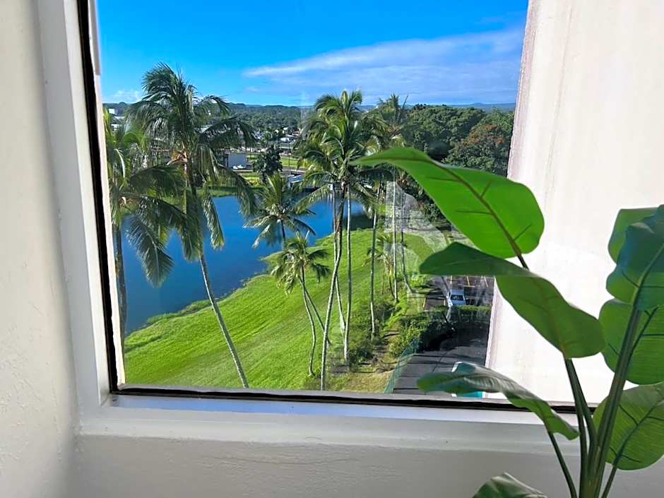Stunning Views Best location in Hilo 2BR modern Condo