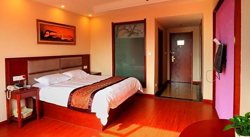 GreenTree Inn JiangXi JiuJiang Railway Station