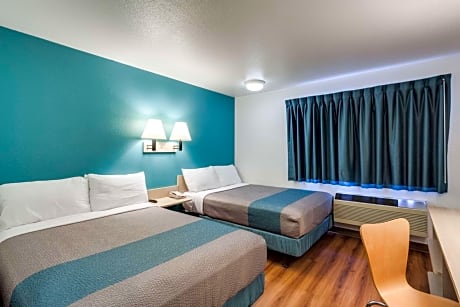 Deluxe Quadruple Room - Smoking