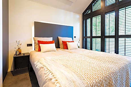 Lodge Royal Eco 4 People Hottub