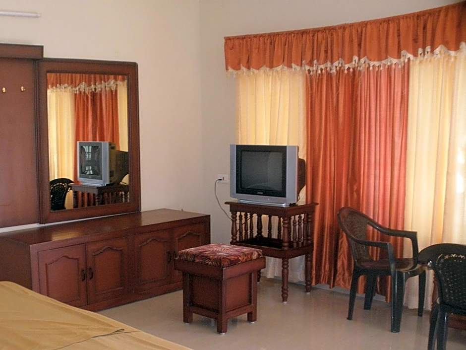 Jungle Palace Homestay