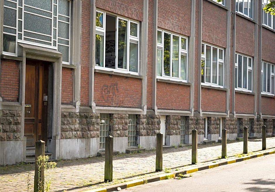 B&B Tempelhof – Ghent, CA