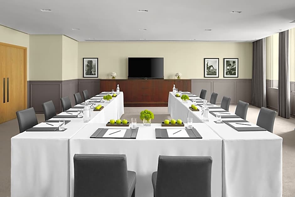 The London EDITION by Marriott