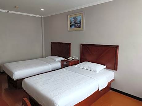 2 Bed Twin Superior Room
