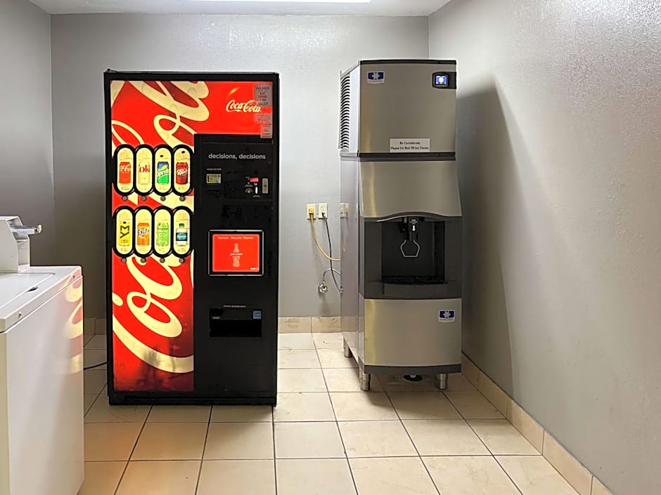 Motel 6 Prattville AL