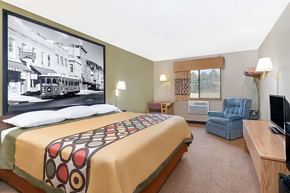 Photo 1 of 4 of 1 King Bed