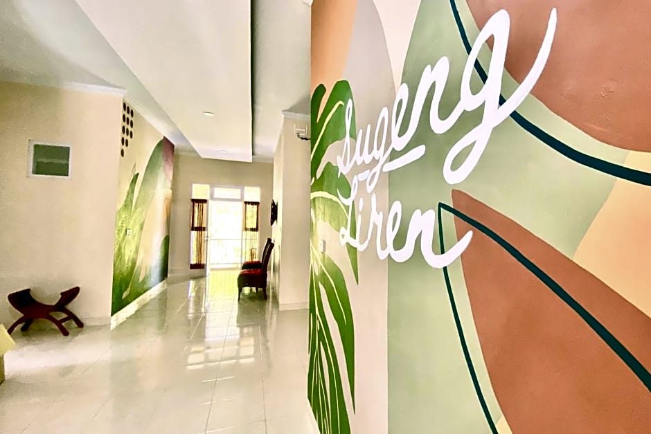 RedDoorz Syariah near Universitas Mercu Buana Kamp