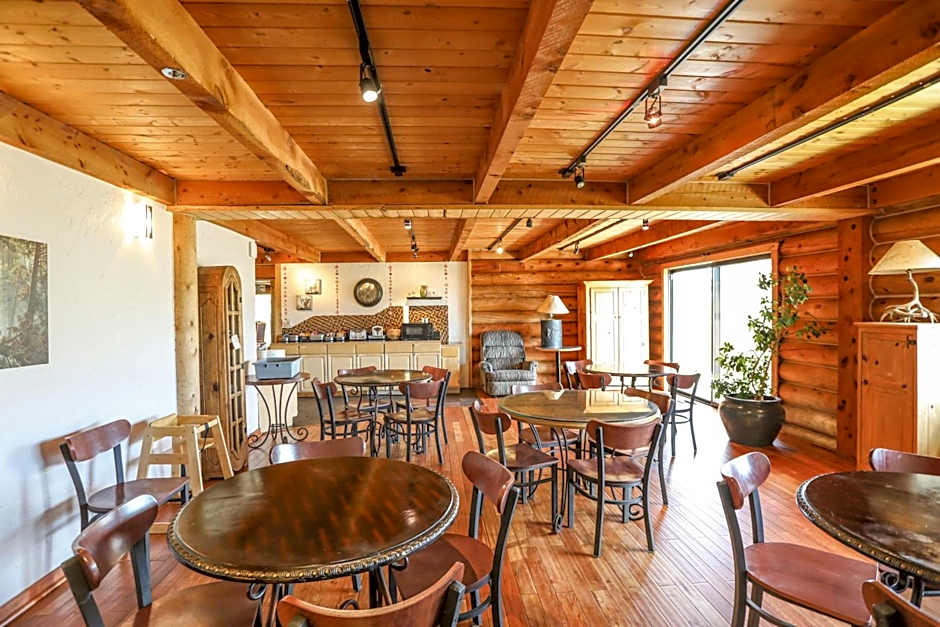 The Boulder Creek Lodge