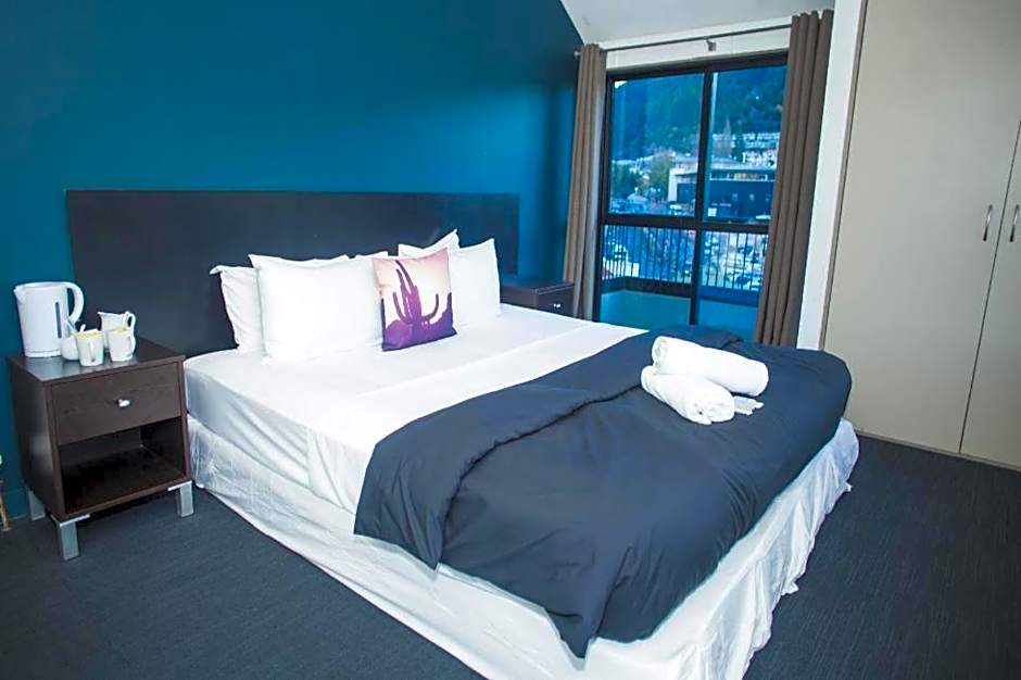 Base Backpackers Queenstown