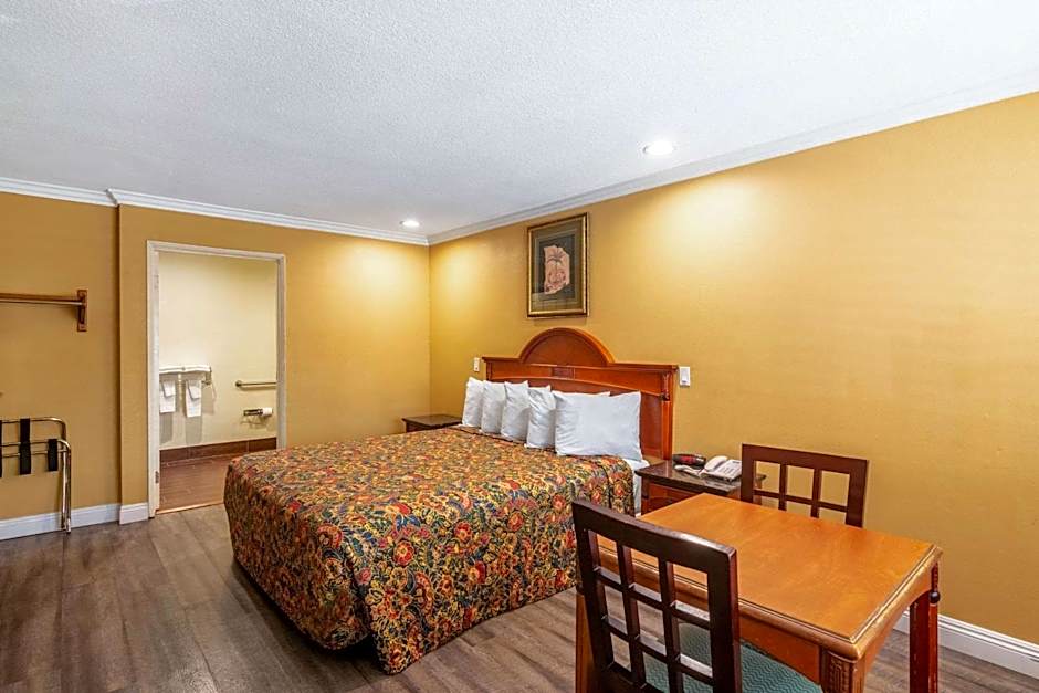 Rodeway Inn Artesia Cerritos