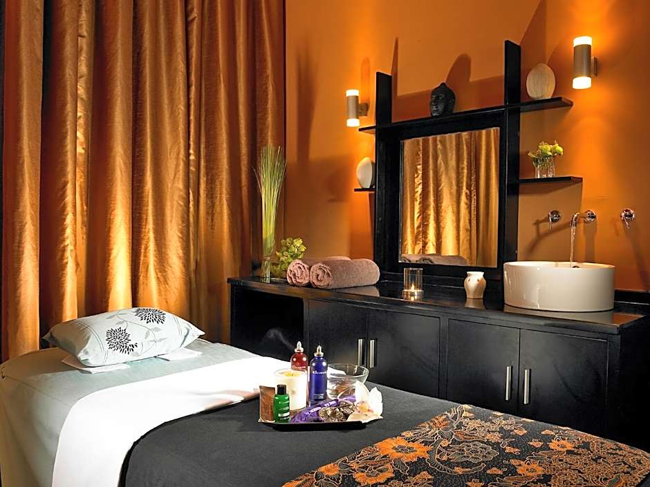 Horse & Jockey Hotel