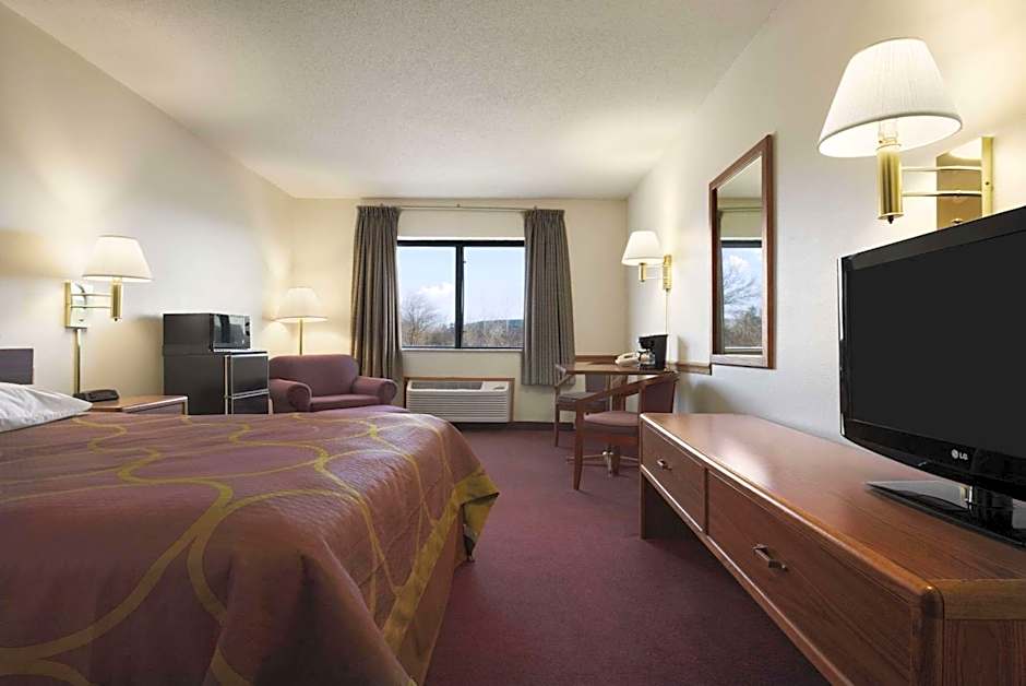 Super 8 by Wyndham Danville