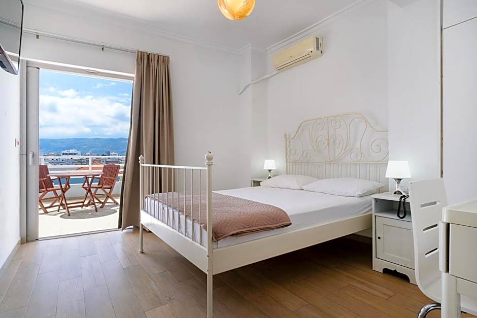 Archontiki City Hotel