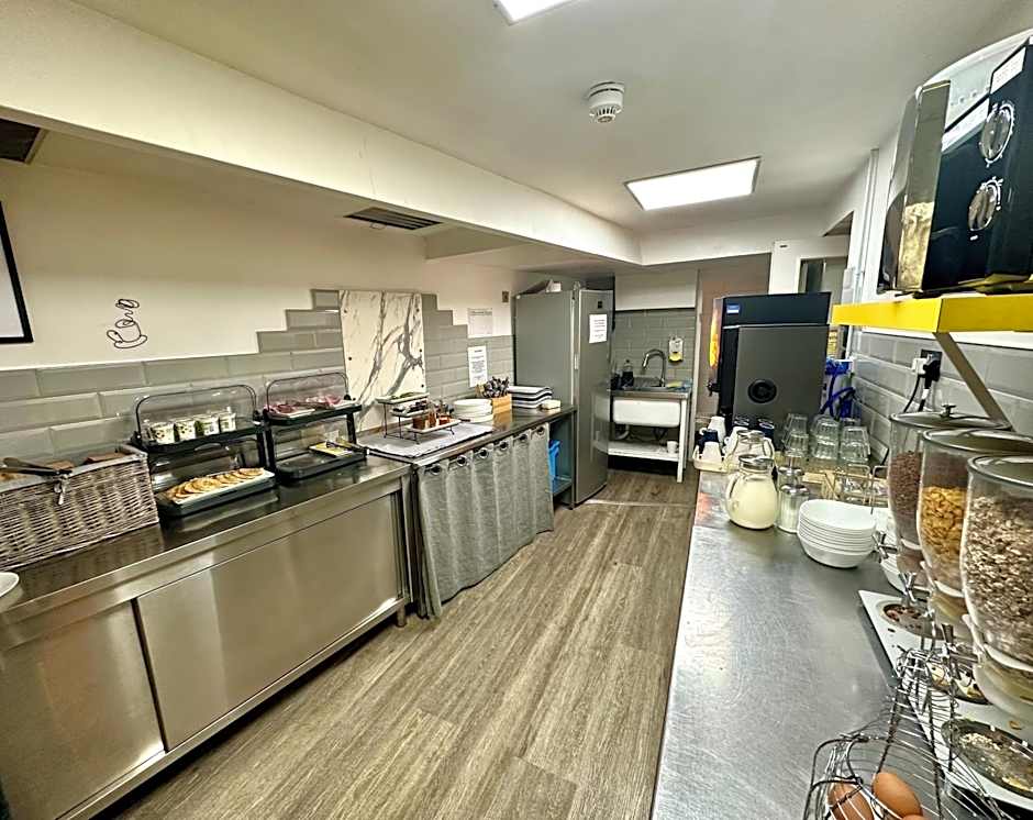 Smart Hyde Park View Hostel