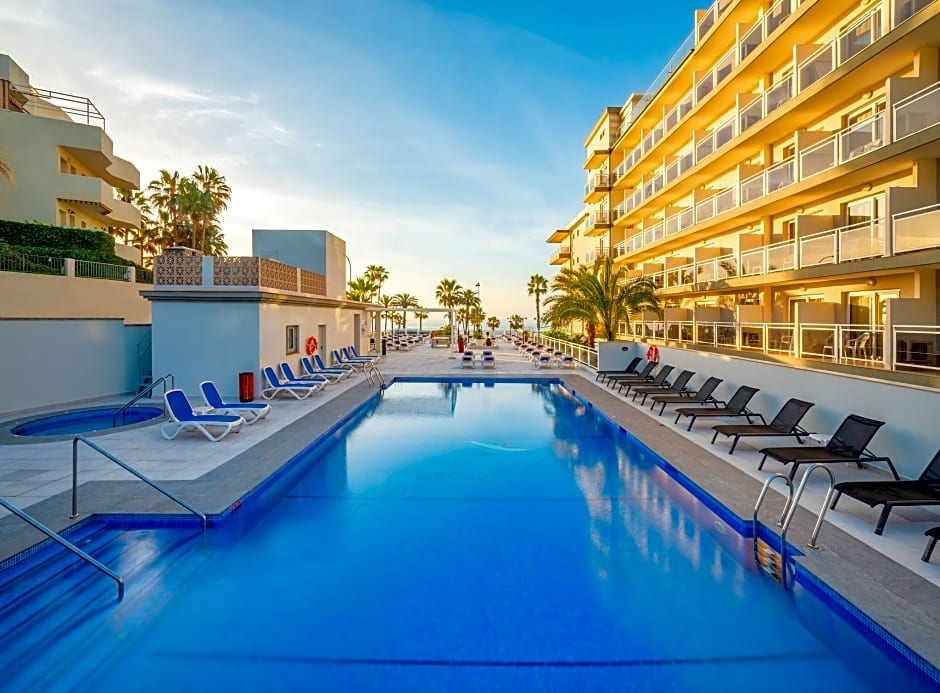 Hotel Las Arenas Affiliated by Meliá