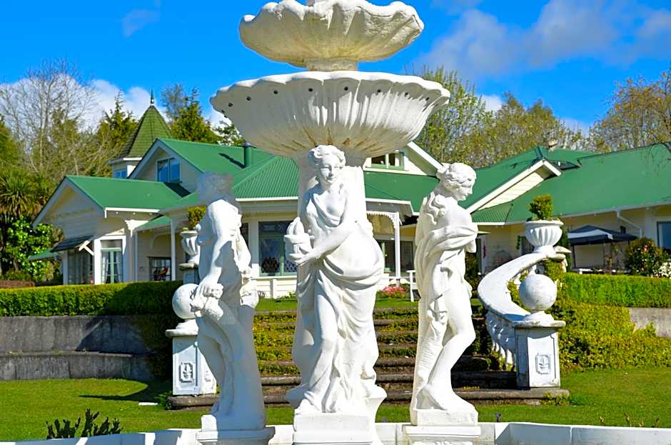 Country Villa Estate