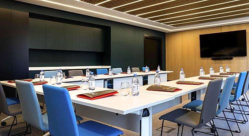 Novotel Living Almaty Jetisu