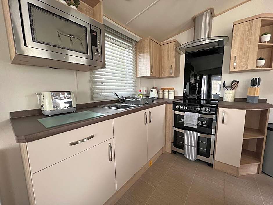 forest beach bashley park