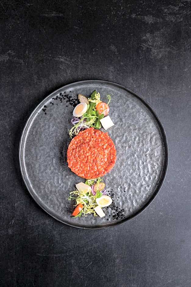 La Pasta Hotel Restaurant