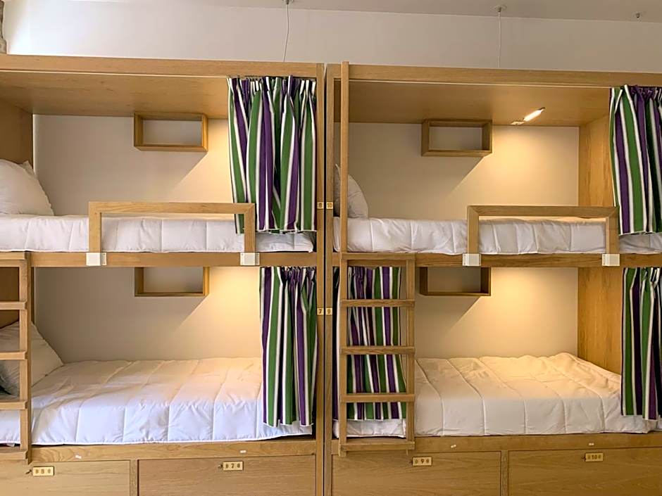 Lost Inn Porto Hostel