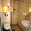 Family Hotel ADIA BLUE